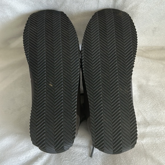 Very G Gypsy Jazz grey and black glitter star sporty sneakers size 7 - Picture 7 of 7